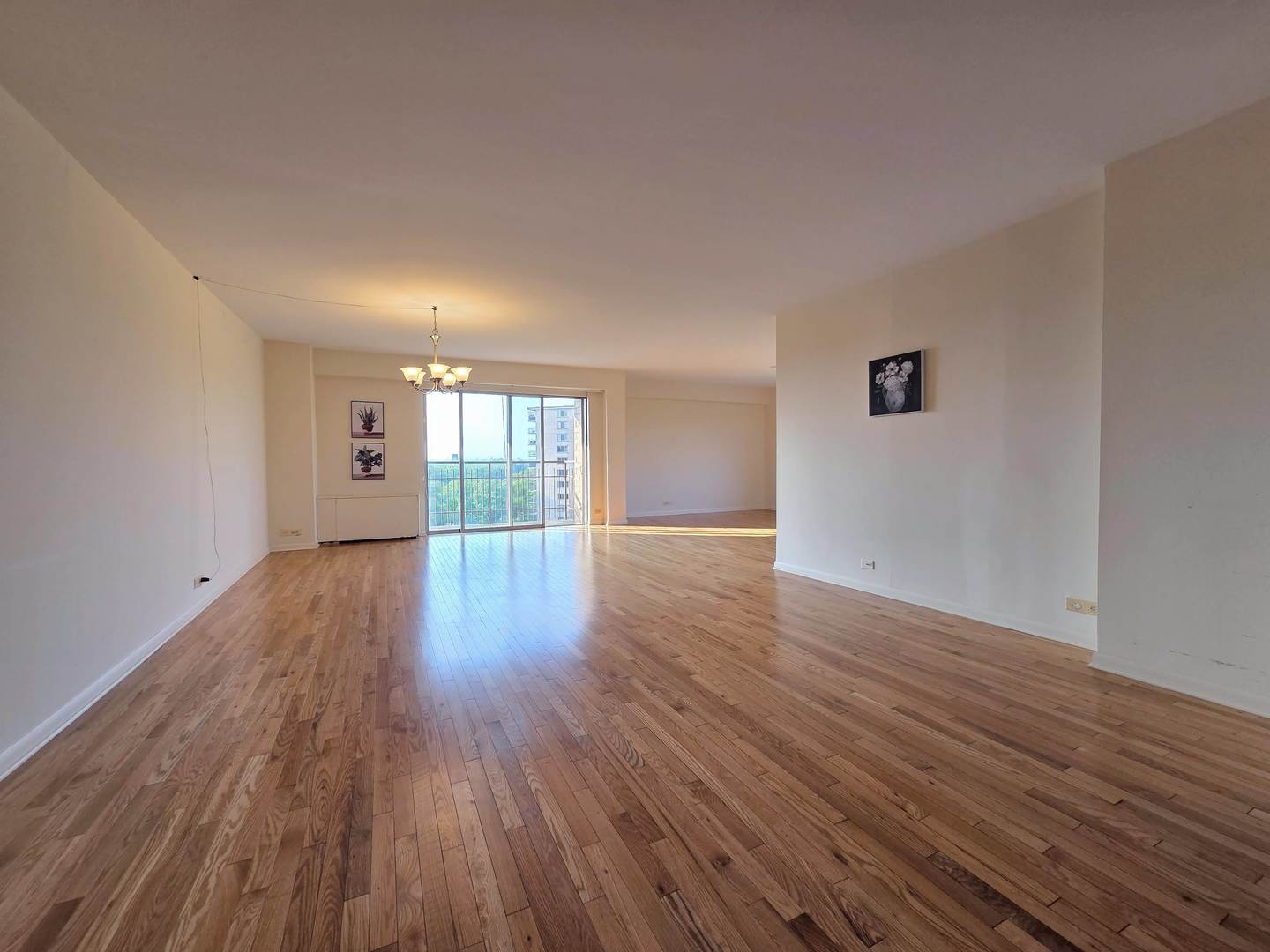 6833 N Kedzie Avenue Unit: 816