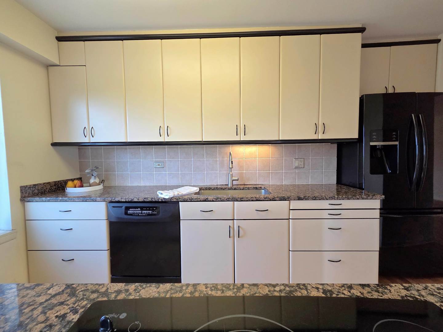 6833 N Kedzie Avenue Unit: 816