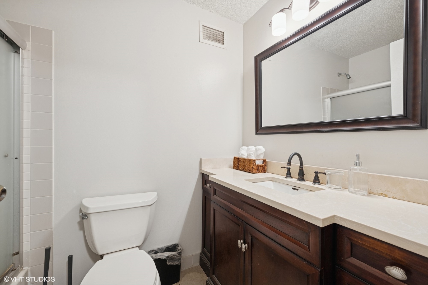 440 N MCCLURG Court Unit: 1107