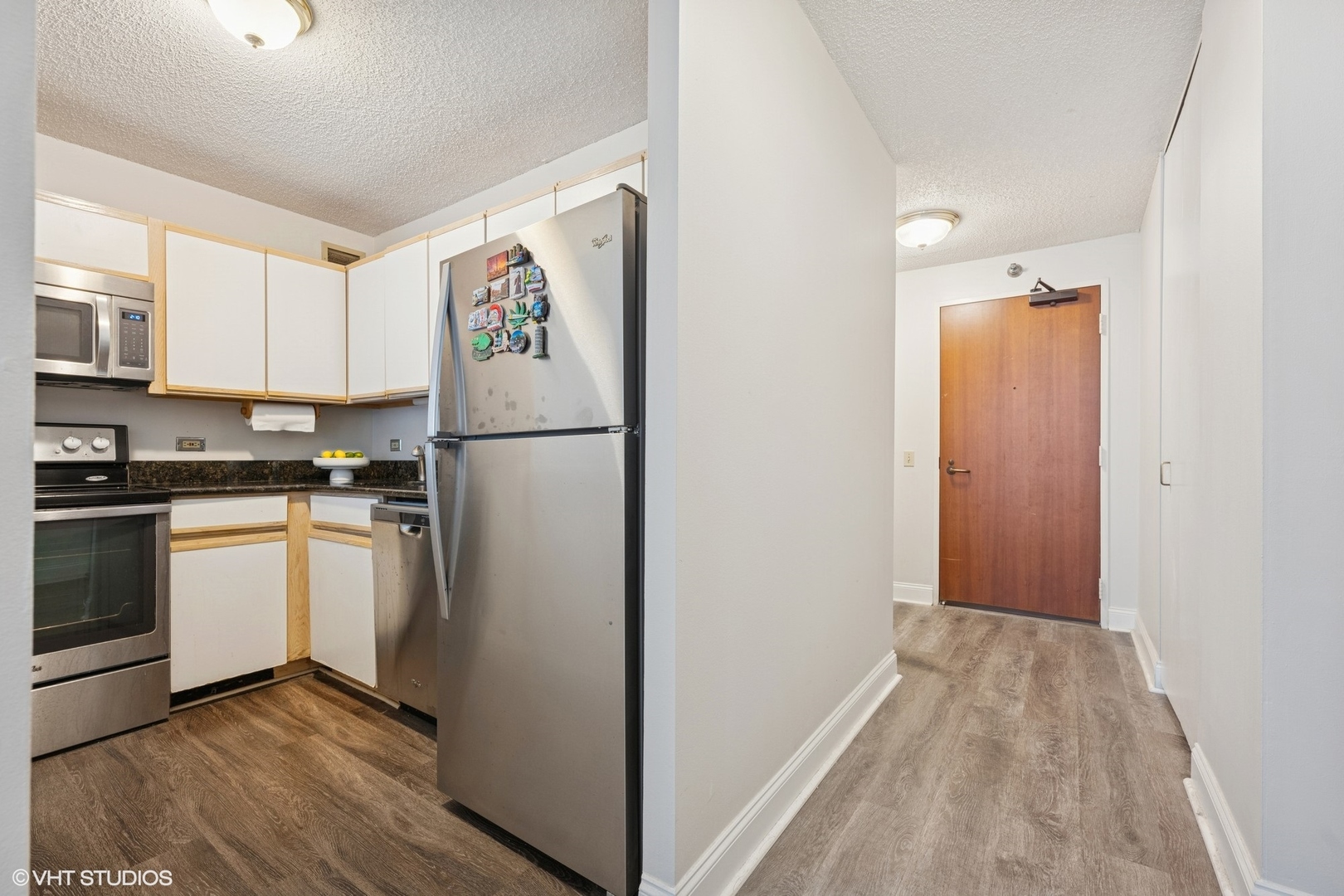 440 N MCCLURG Court Unit: 1107
