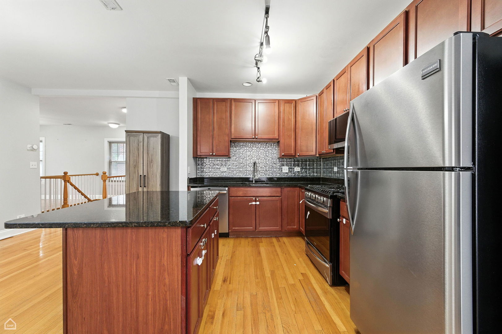 2611 W Rosemont Avenue Unit: A