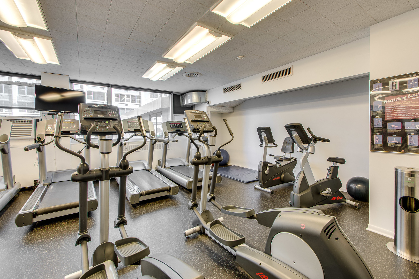 4250 N Marine Drive Unit: 1912