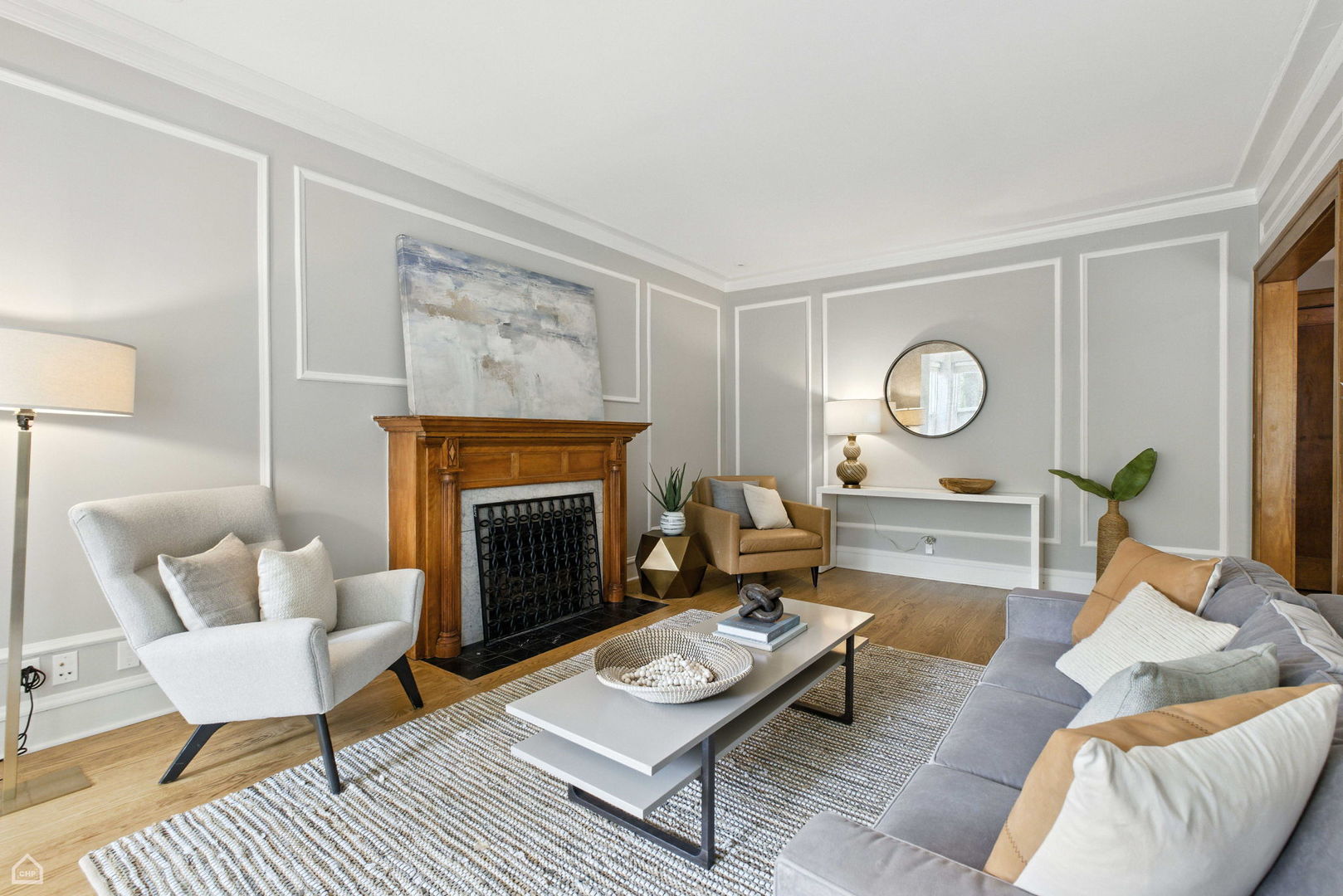 520 W Roscoe Street Unit: 2W