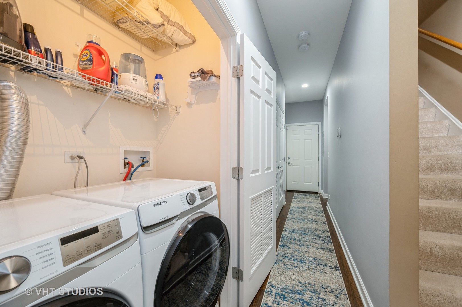 4152 N Lincoln Avenue Unit: 8W