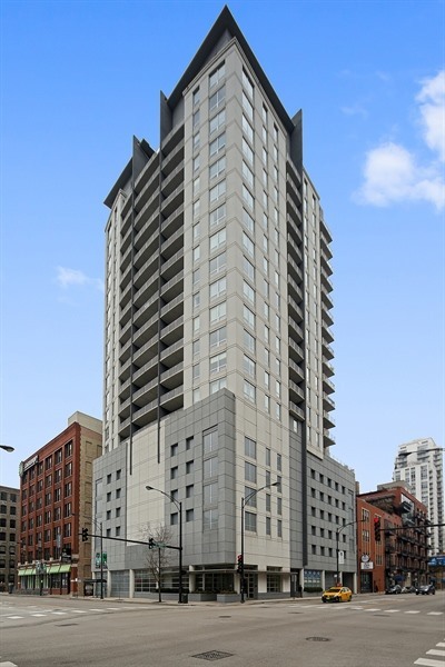 330 W Grand Avenue Unit: 1706