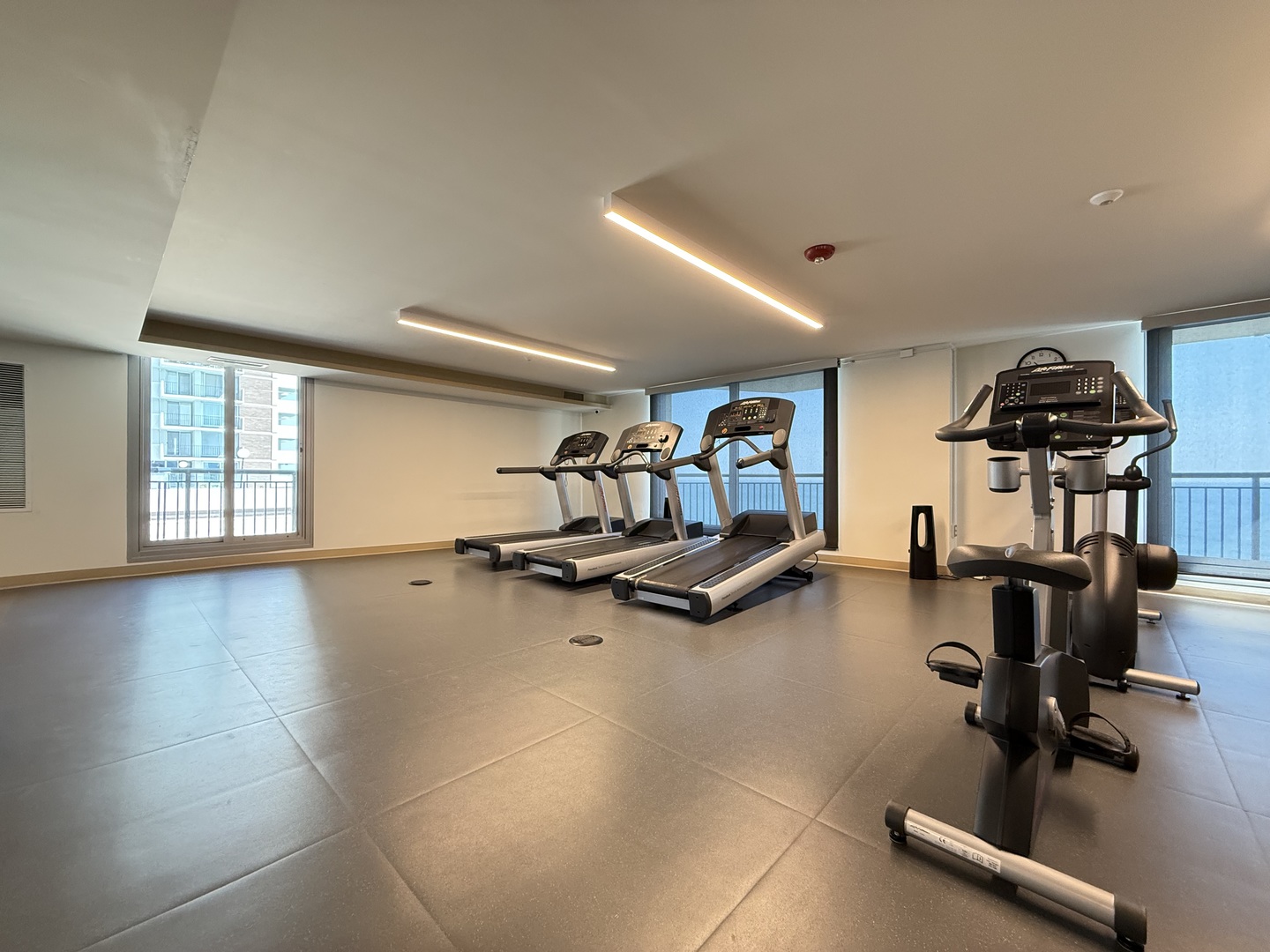 6007 N Sheridan Road Unit: 32K