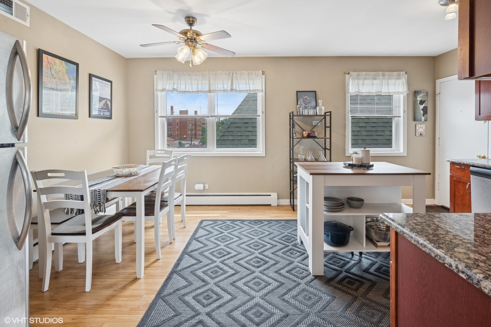 2652 W Rascher Avenue Unit: 304
