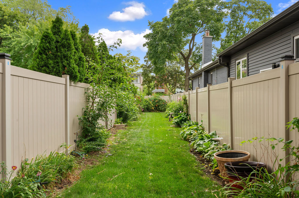 850 Des Plaines Avenue Unit: 309