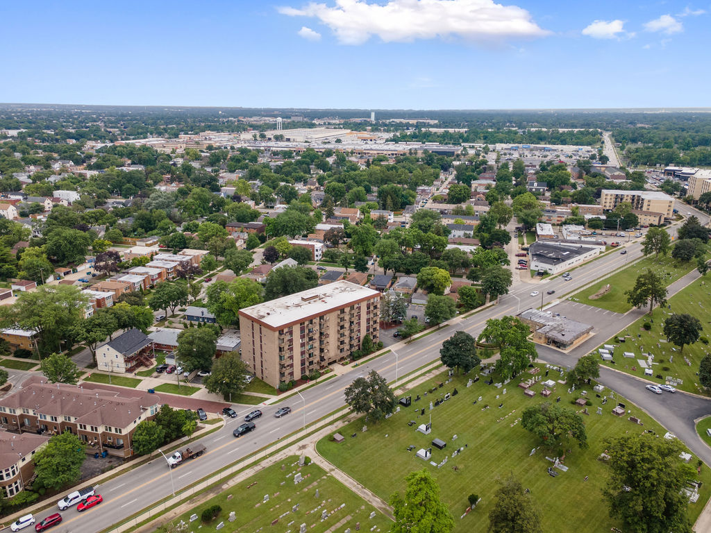 850 Des Plaines Avenue Unit: 309