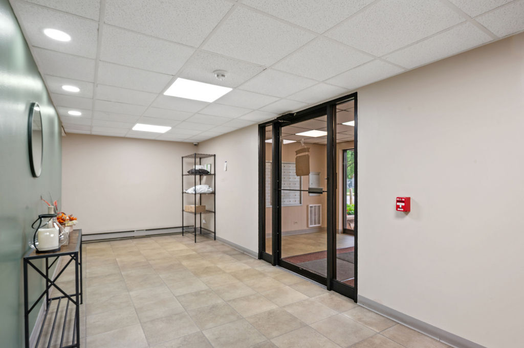 850 Des Plaines Avenue Unit: 309