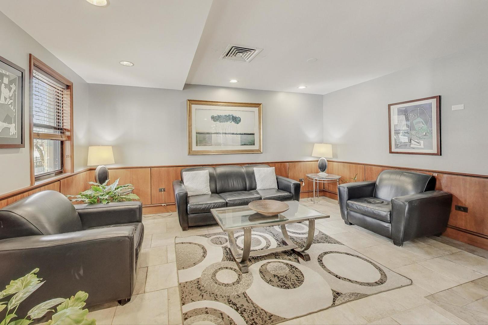 6030 N Sheridan Road Unit: 1007