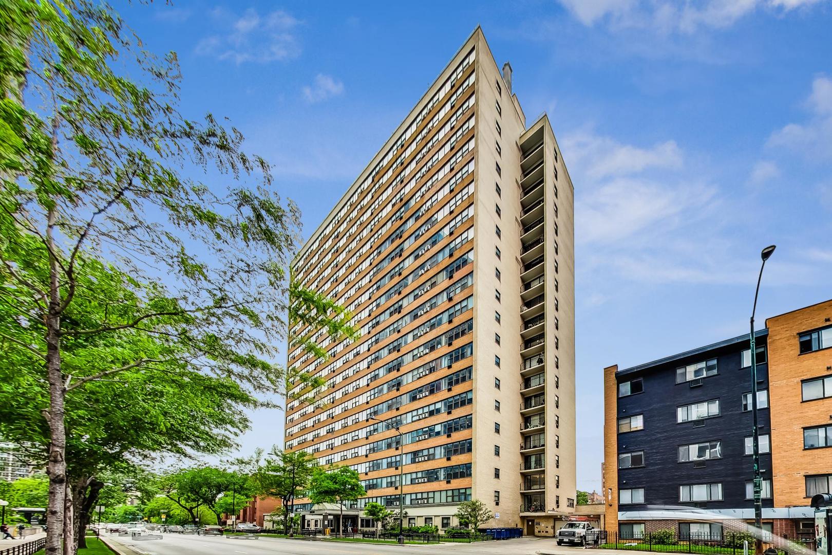 6030 N Sheridan Road Unit: 1007