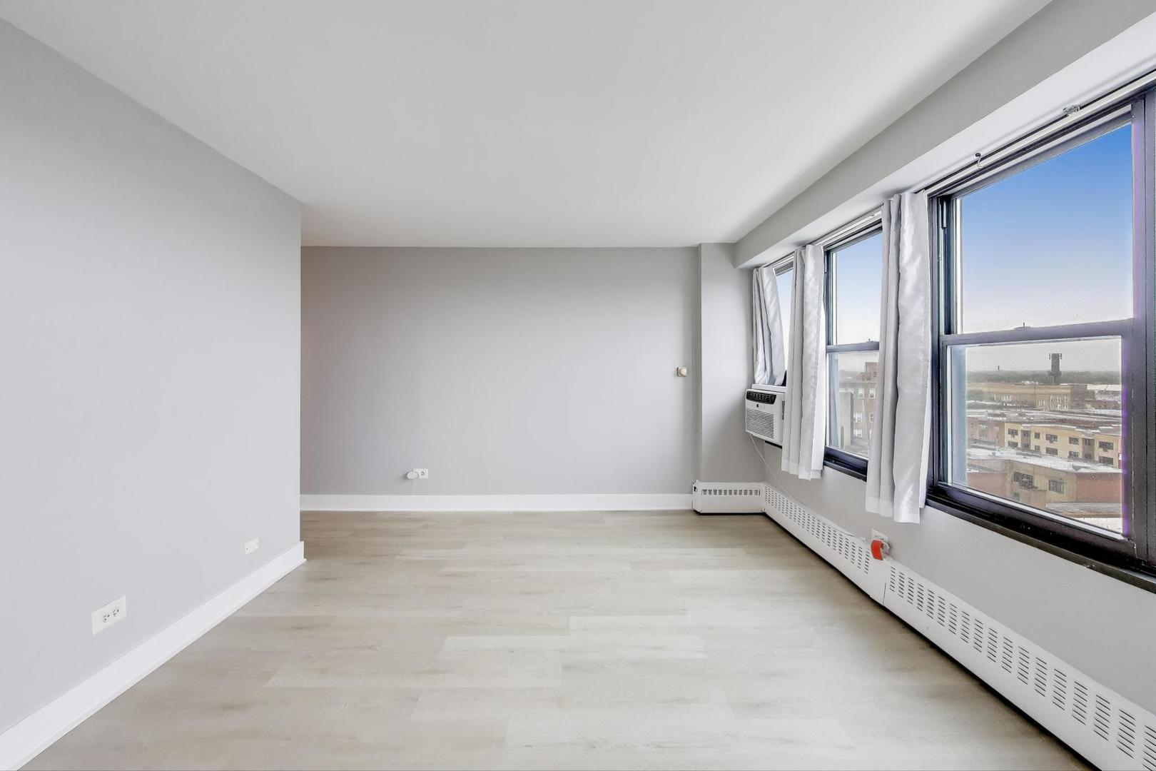 6030 N Sheridan Road Unit: 1007