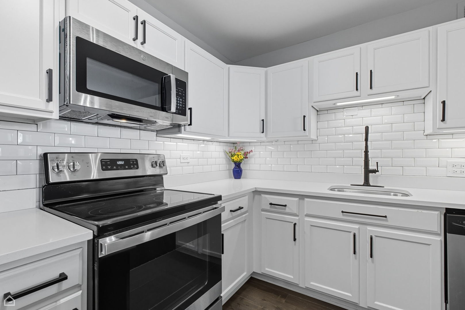 6301 N Sheridan Road Unit: 14N