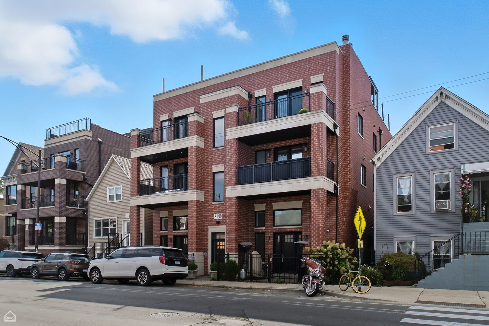 3140 N Elston Avenue Unit: 3N