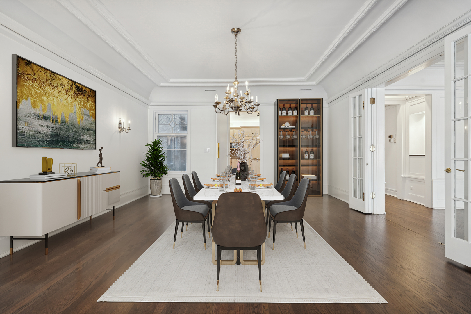 2305 N Commonwealth Avenue Unit: 1N