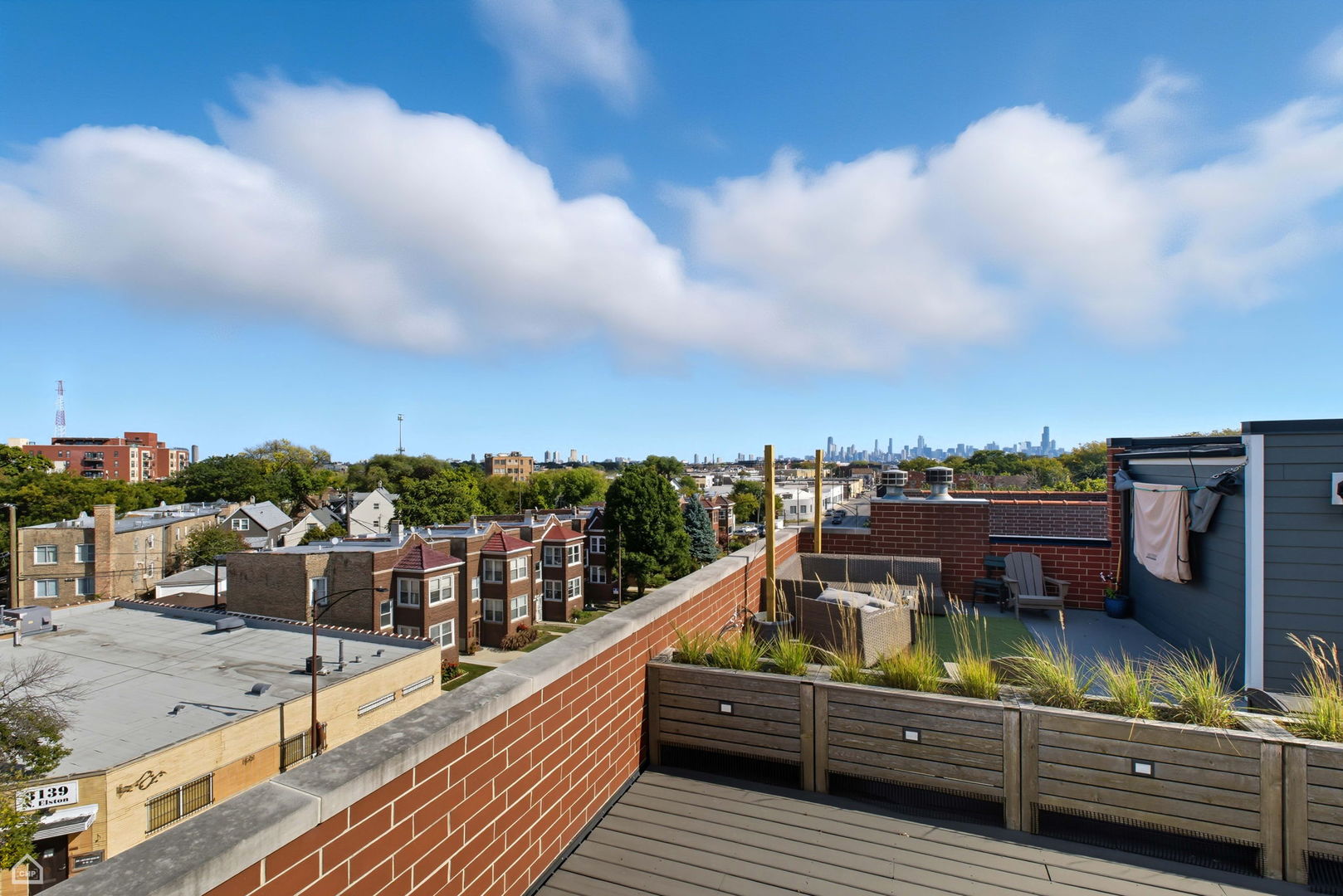 3140 N Elston Avenue Unit: 3N