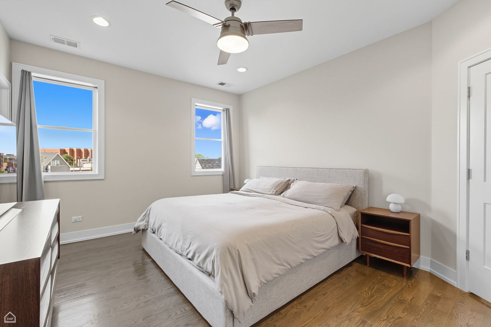 3140 N Elston Avenue Unit: 3N