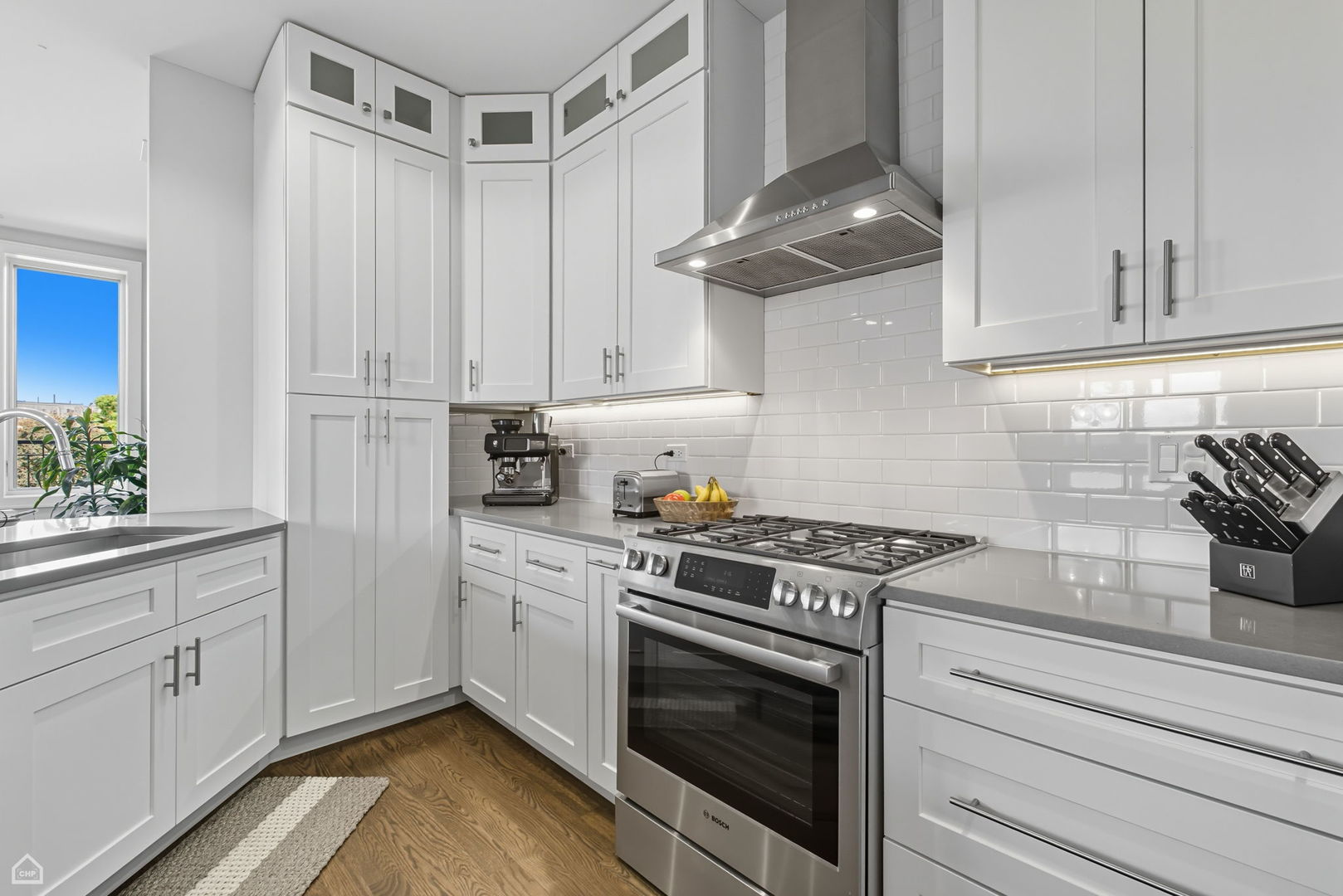 3140 N Elston Avenue Unit: 3N