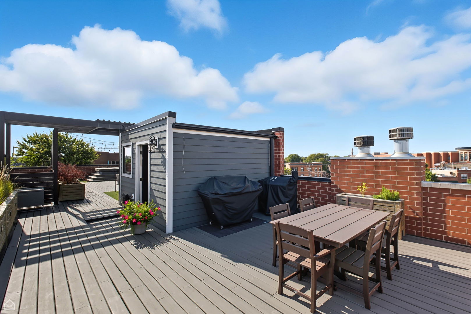 3140 N Elston Avenue Unit: 3N