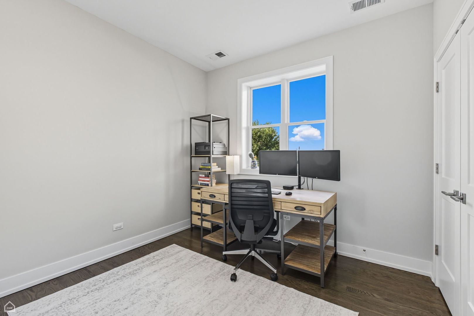 3140 N Elston Avenue Unit: 3N