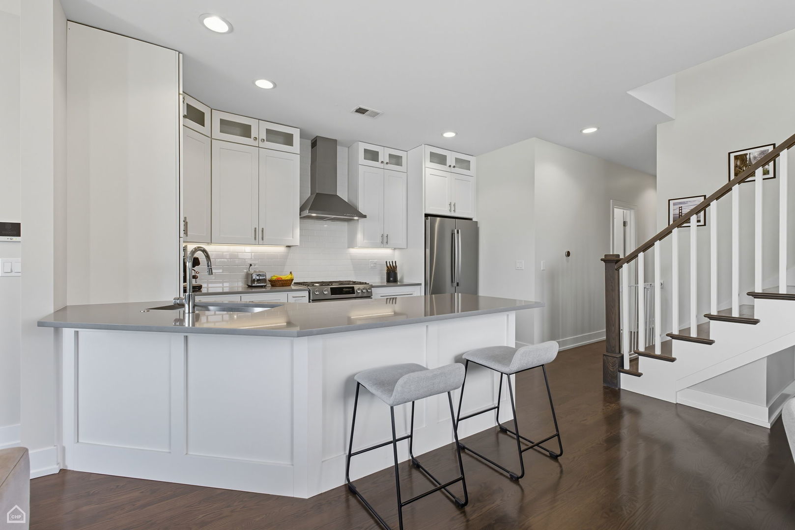 3140 N Elston Avenue Unit: 3N