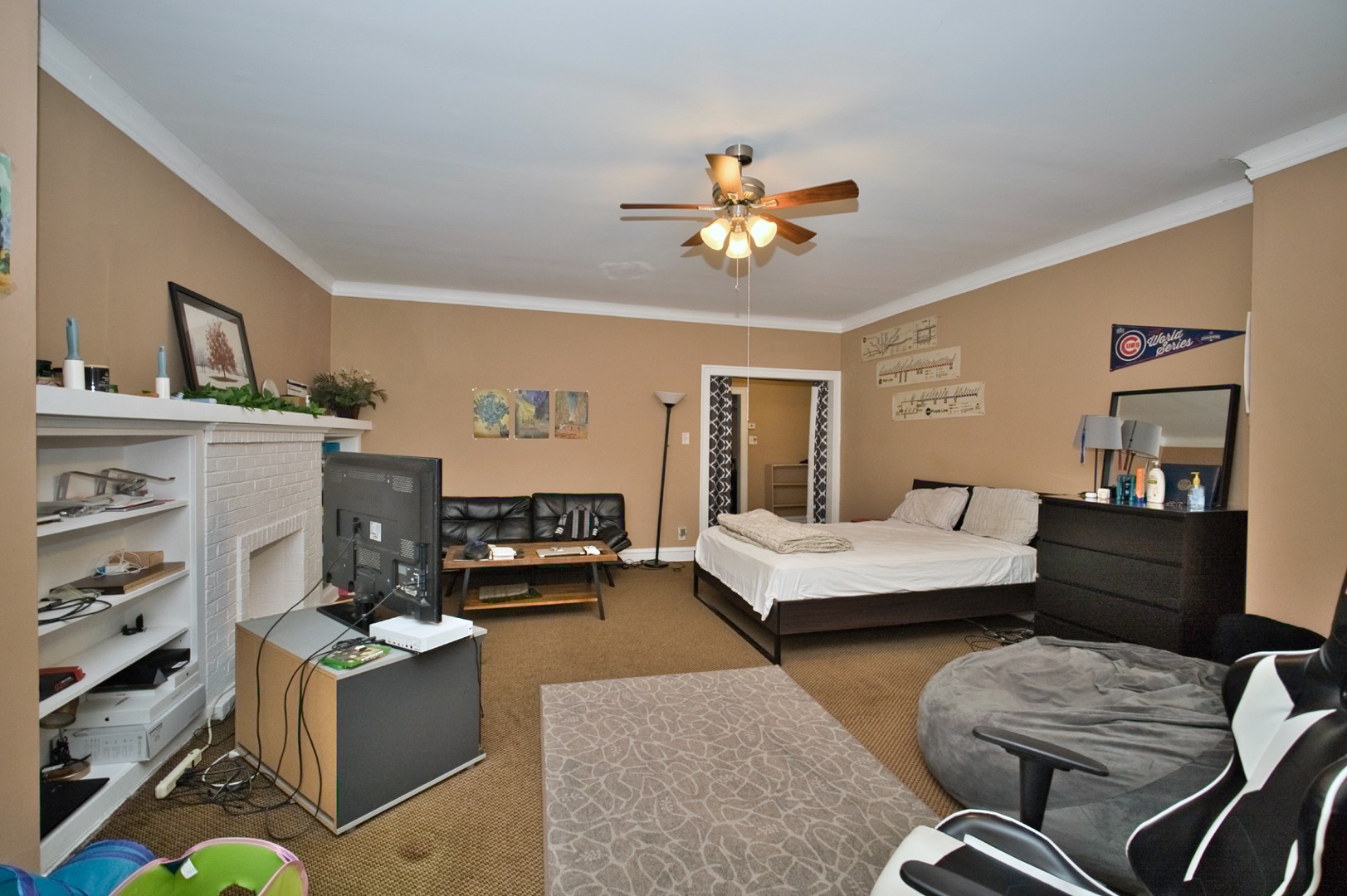 6215 N Talman Avenue