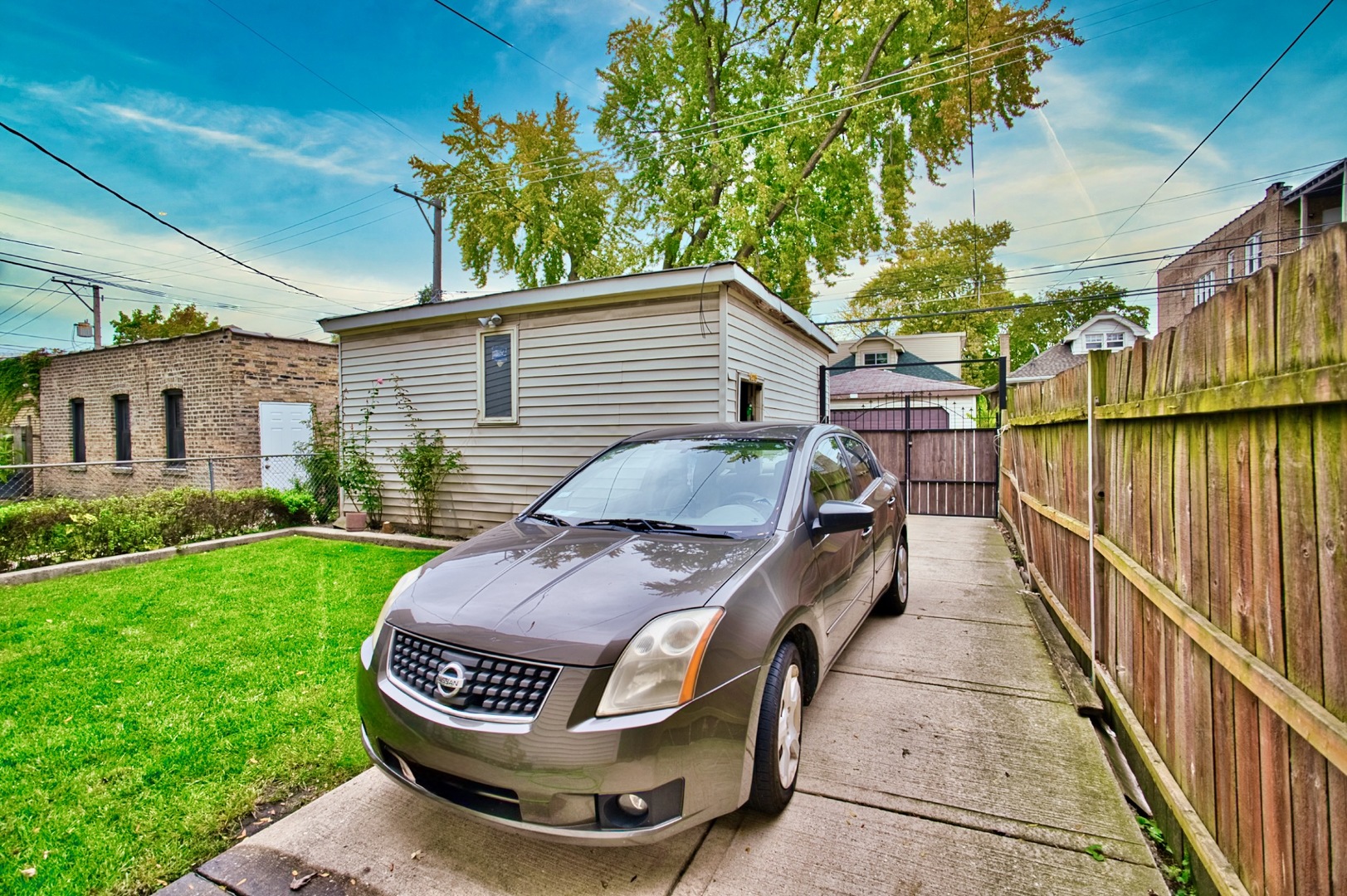 6215 N Talman Avenue