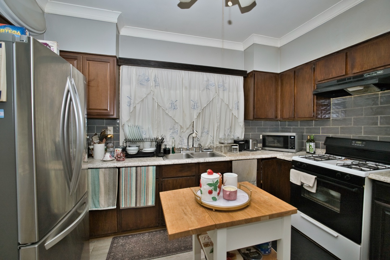 6215 N Talman Avenue