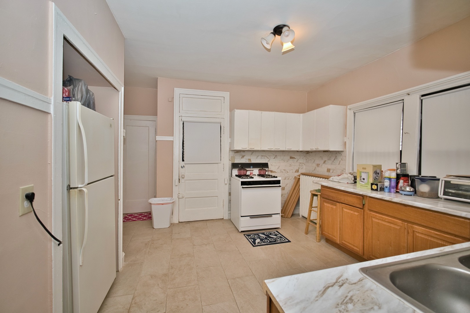 6215 N Talman Avenue