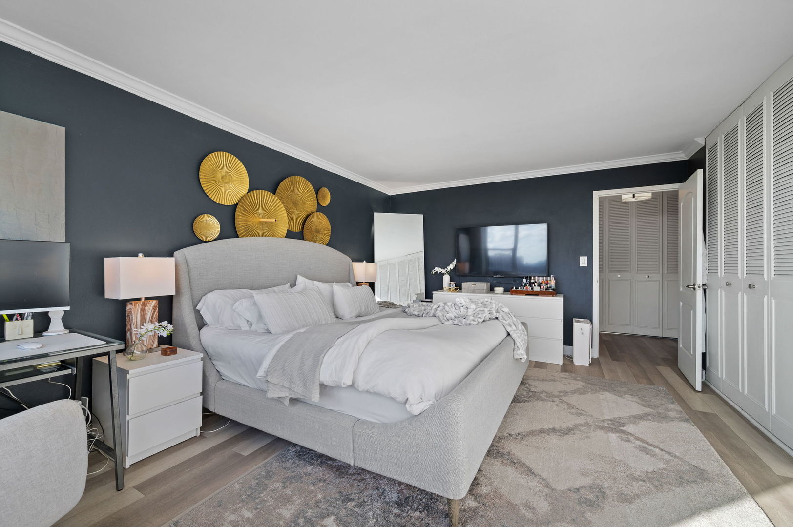 4250 N Marine Drive Unit: 2606