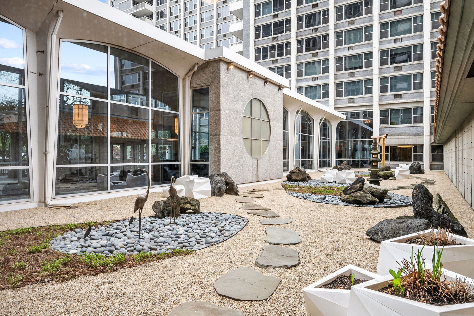 4250 N Marine Drive Unit: 2606