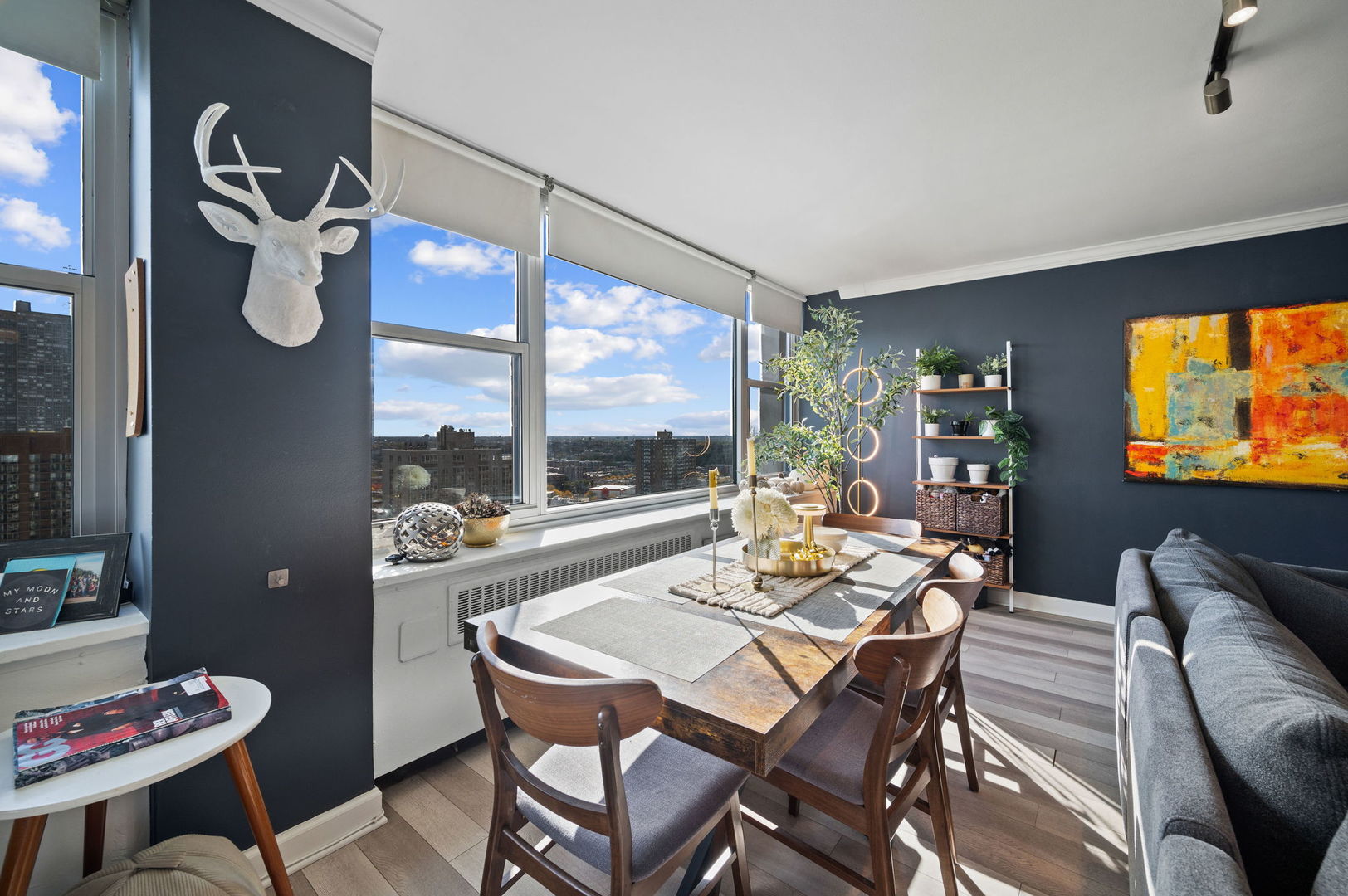 4250 N Marine Drive Unit: 2606