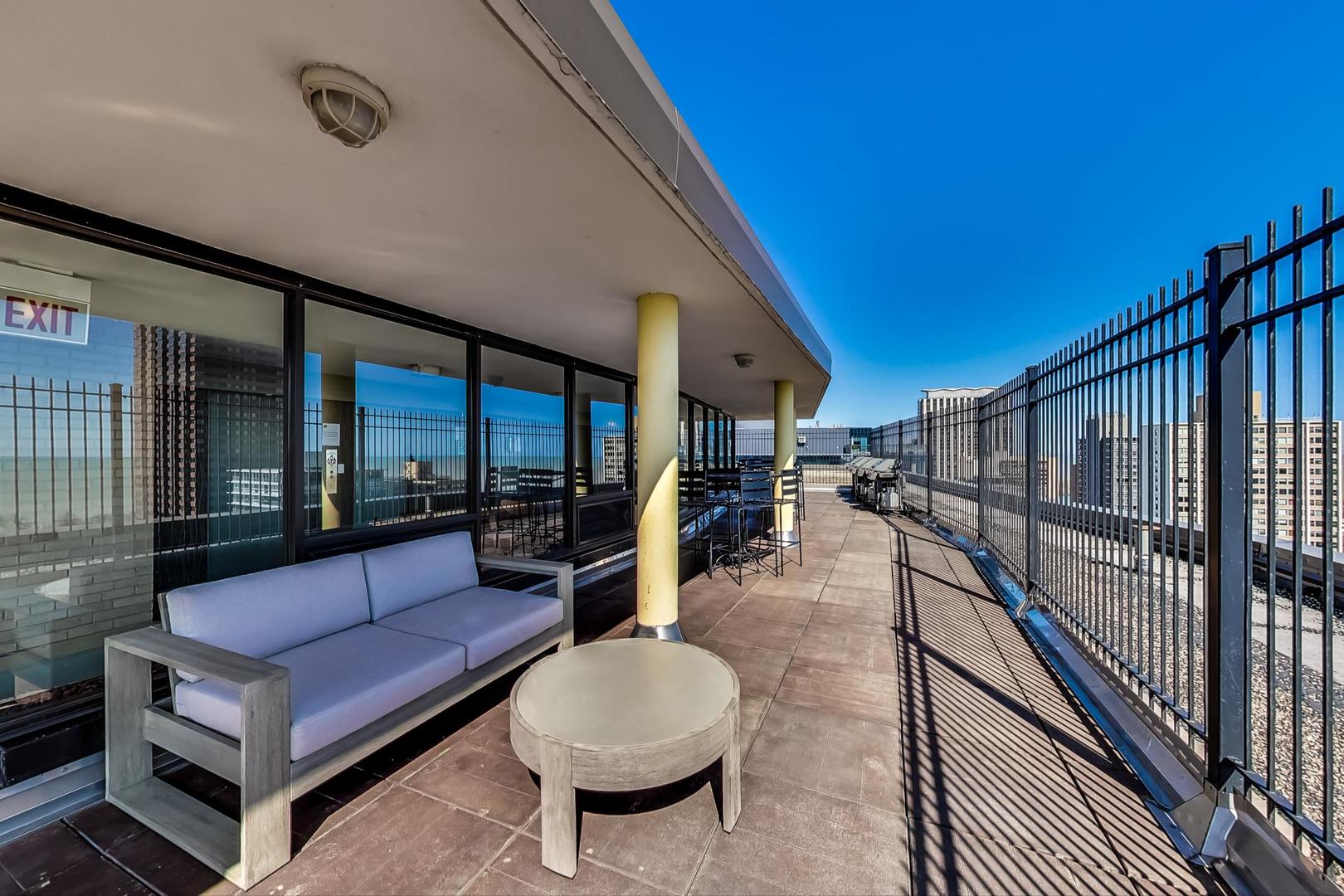 2930 N Sheridan Road Unit: 1608