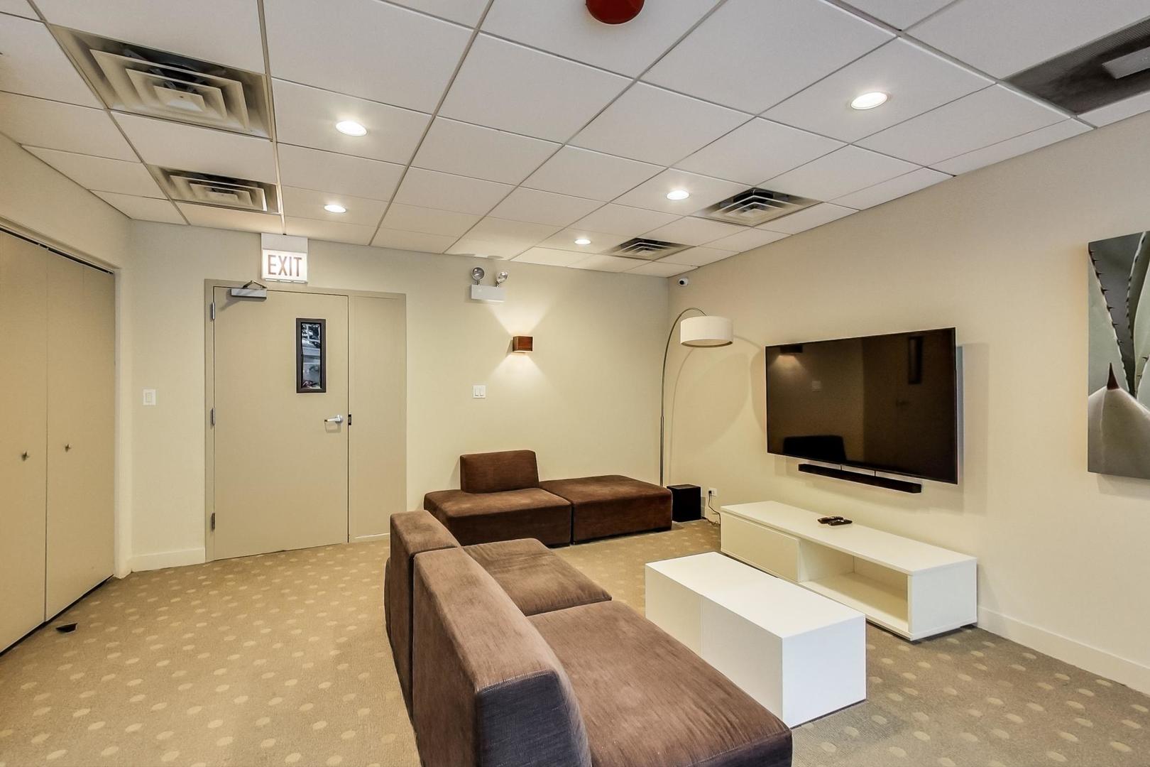 2930 N Sheridan Road Unit: 1608