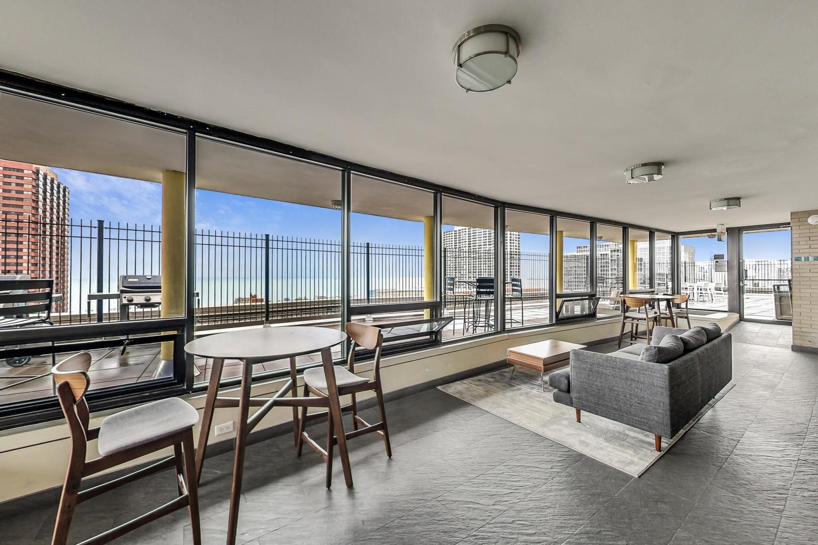 2930 N Sheridan Road Unit: 1608