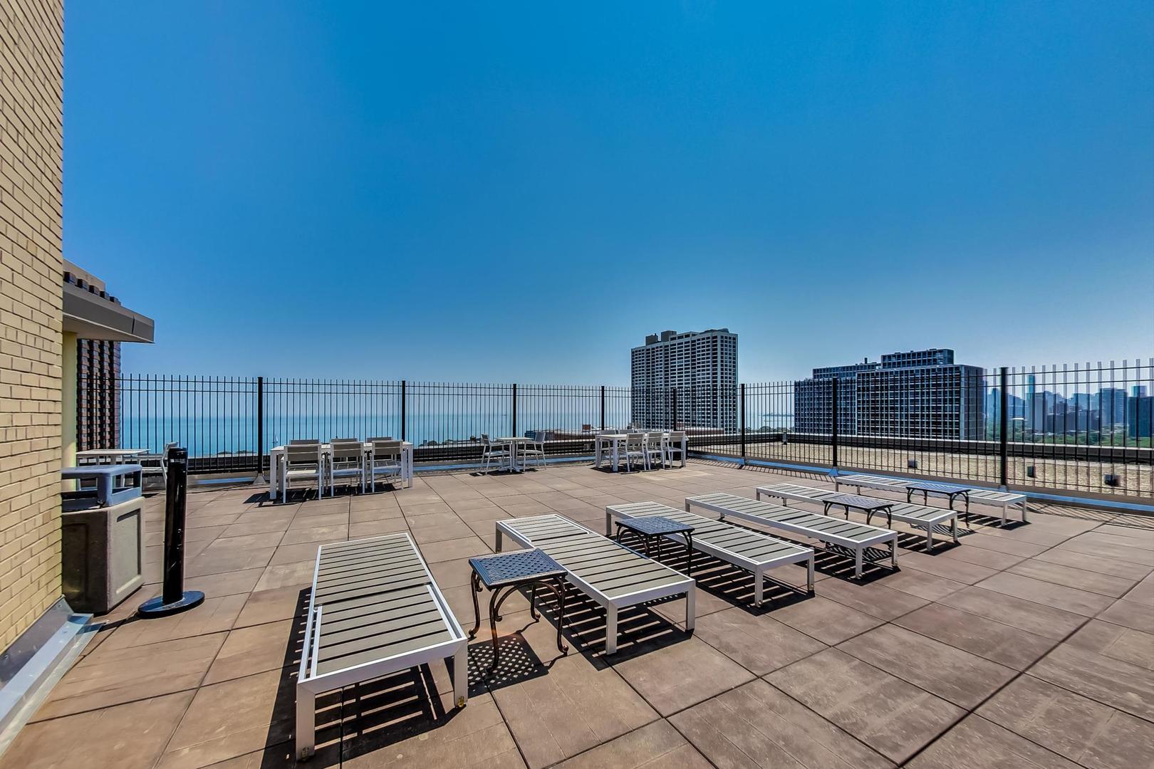 2930 N Sheridan Road Unit: 1608