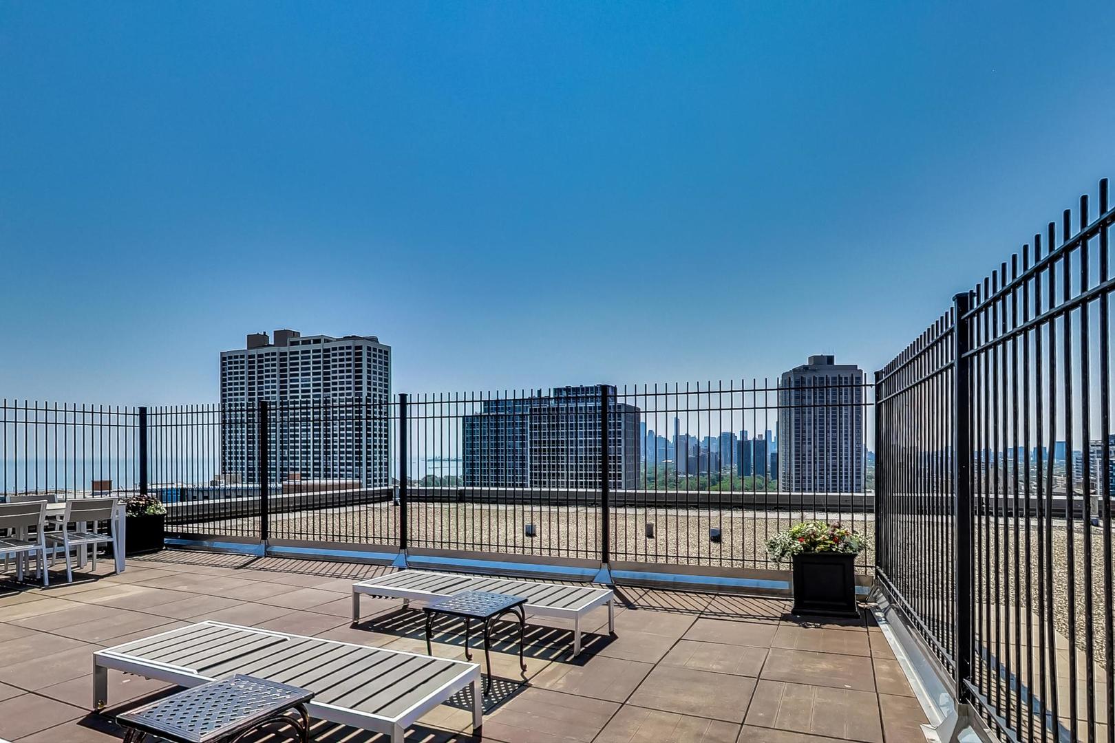 2930 N Sheridan Road Unit: 1608