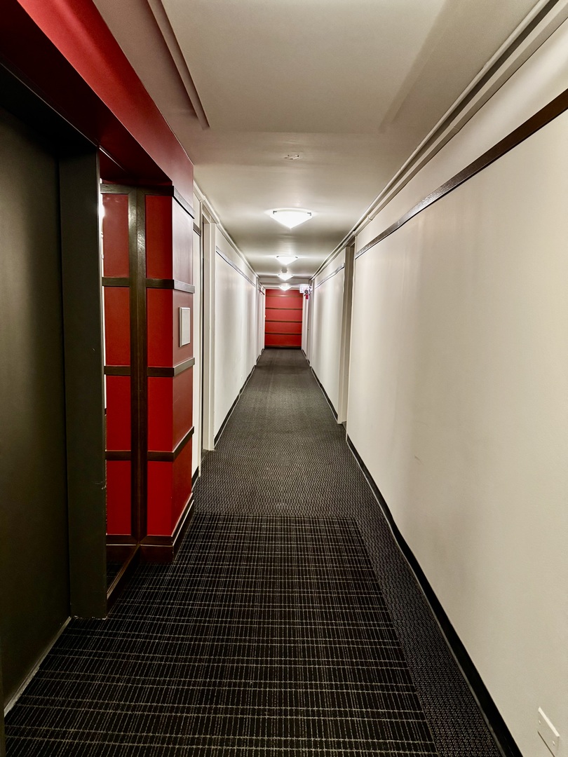 5455 N Sheridan Road Unit: 1707