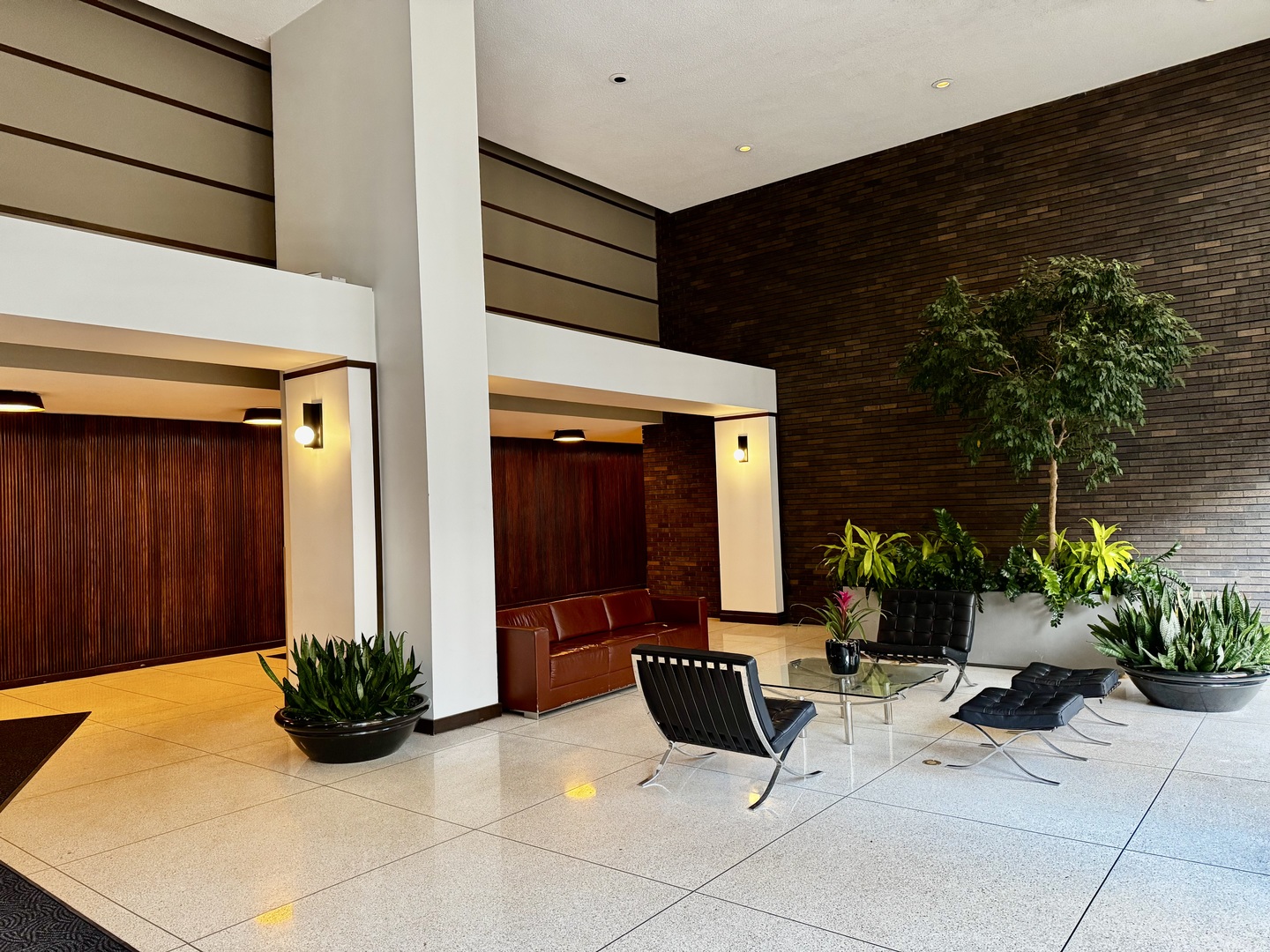 5455 N Sheridan Road Unit: 1707