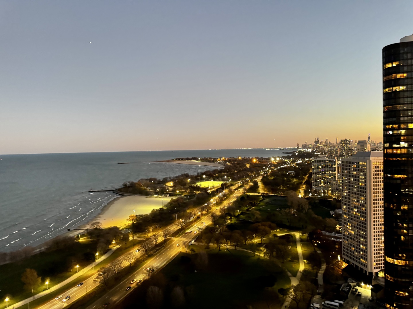 5455 N Sheridan Road Unit: 1707