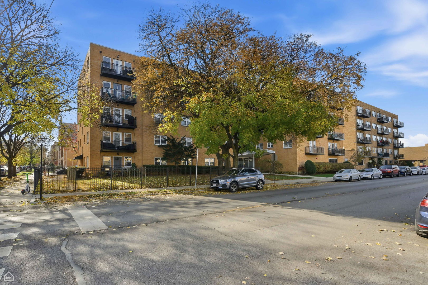 2501 W Bryn Mawr Avenue Unit: 506