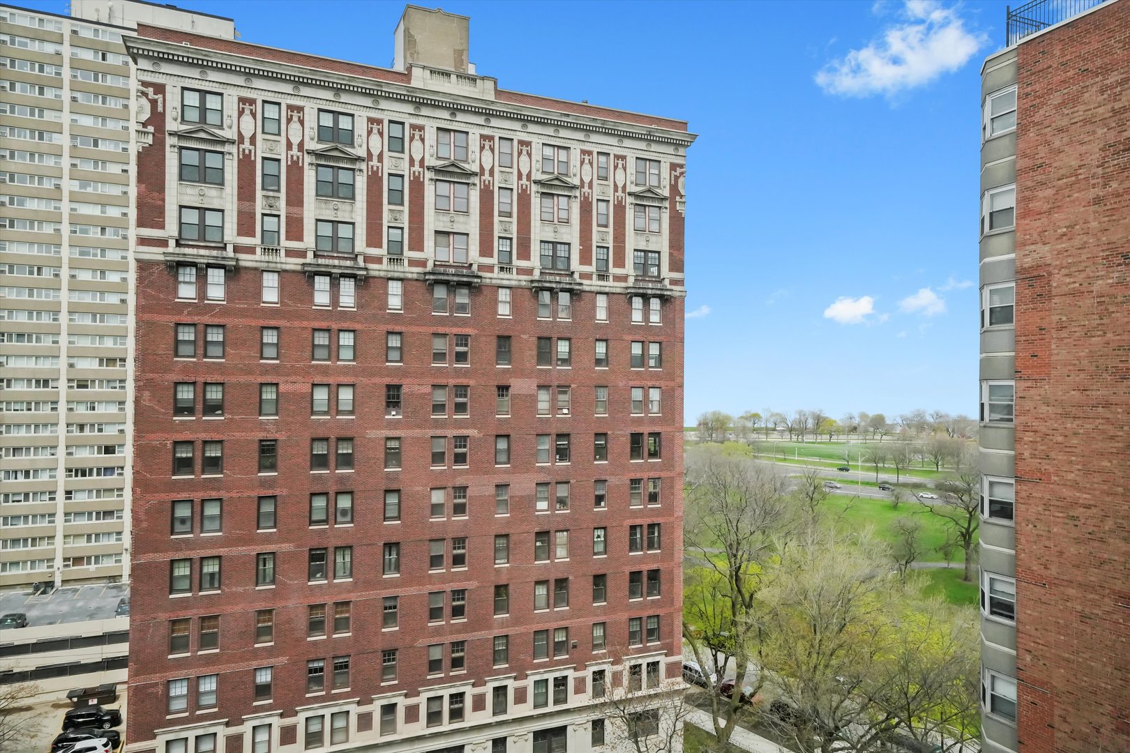 4970 N Marine Drive Unit: 1129