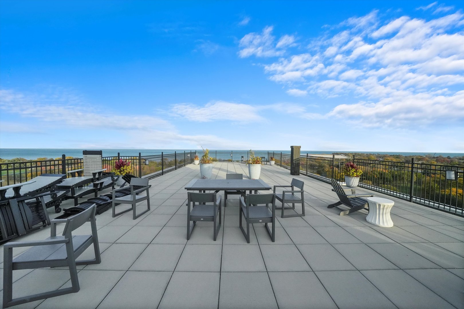 4970 N Marine Drive Unit: 1129