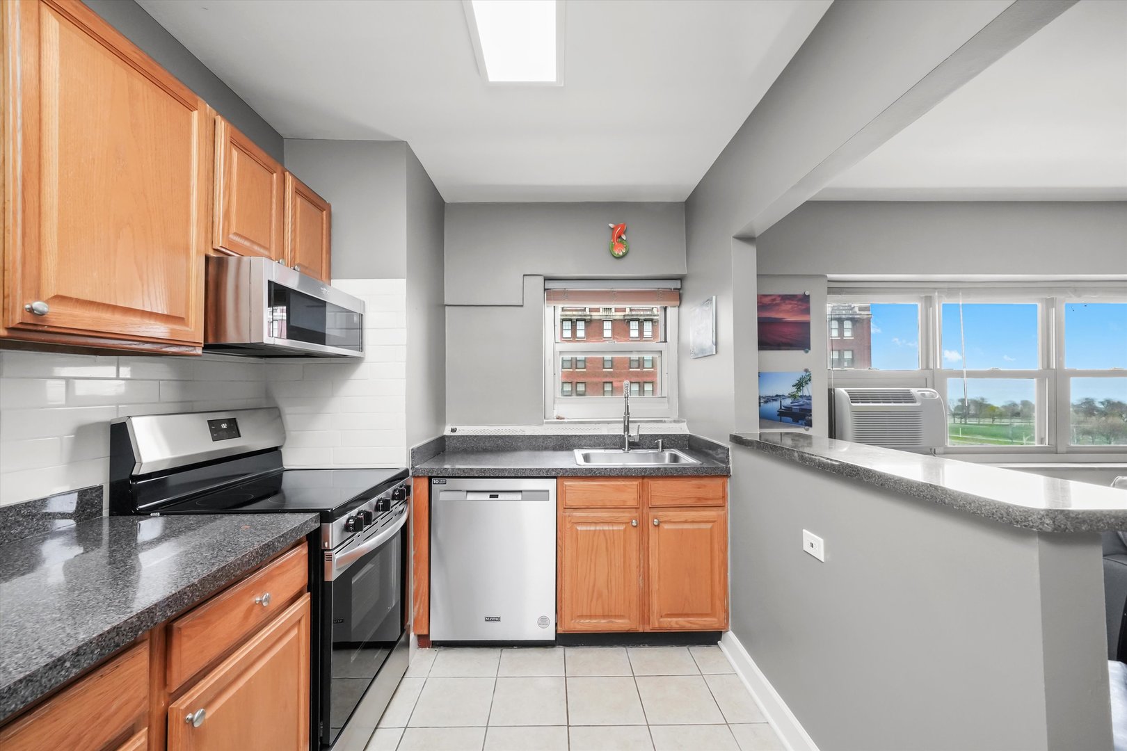 4970 N Marine Drive Unit: 1129