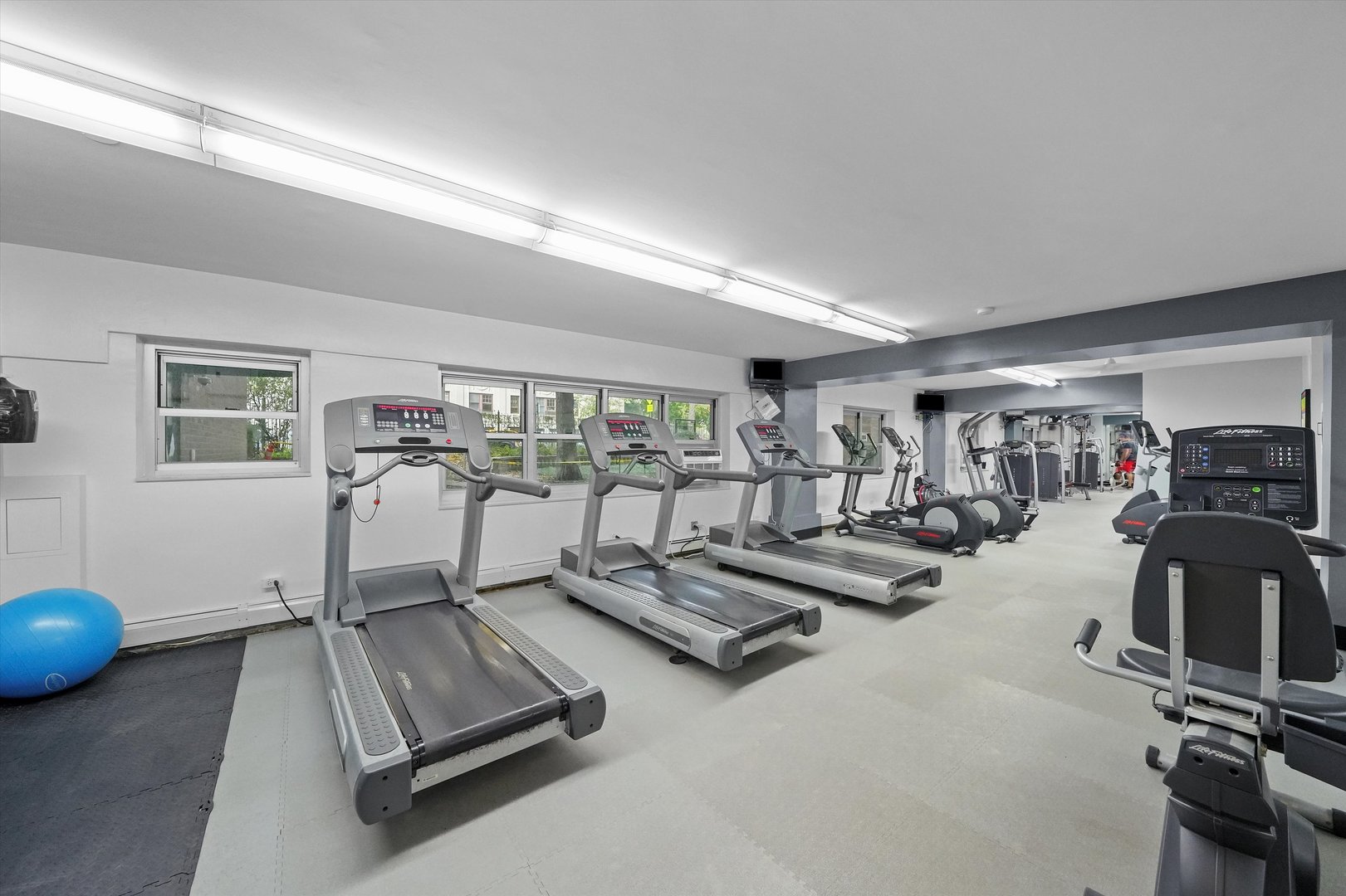 4970 N Marine Drive Unit: 1129