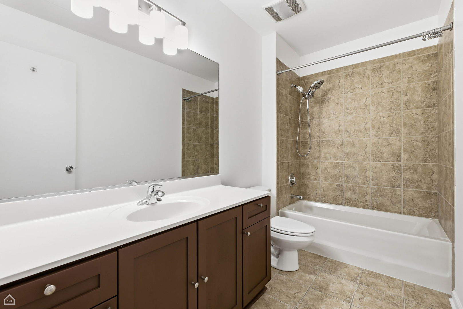 1550 S Blue Island Avenue Unit: 1106