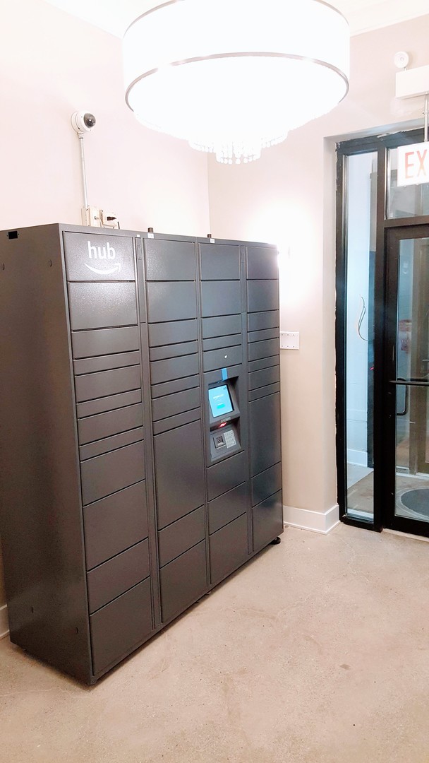 1409 W Diversey Parkway Unit: 110