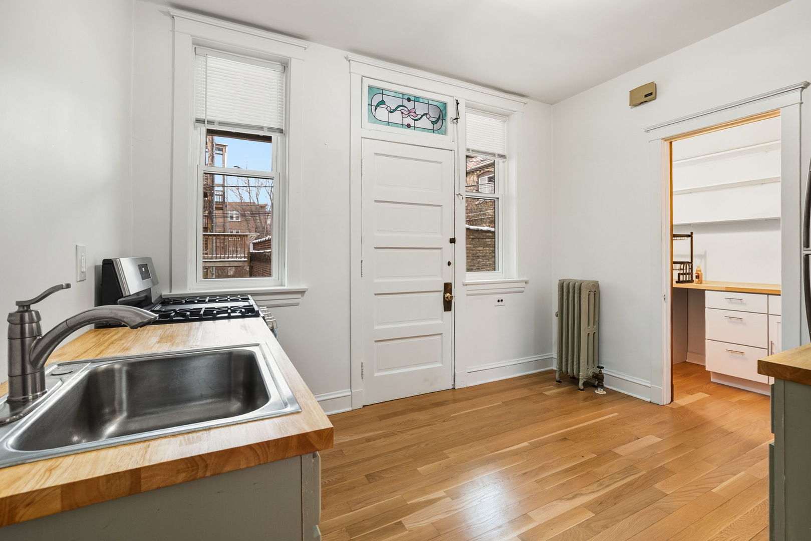 1248 W Thorndale Avenue Unit: 1E