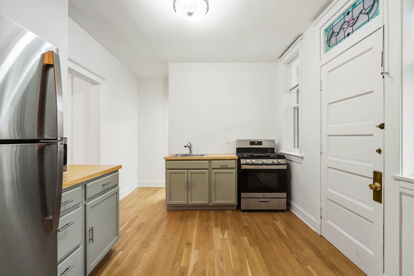 1248 W Thorndale Avenue Unit: 1E